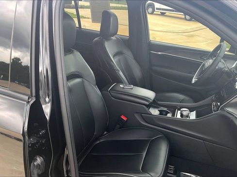 Used 2024 Jeep Grand Cherokee Limited RWD image 6