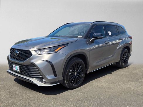 Certified 2026 Toyota Highlander XSE AWD/4WD image 8