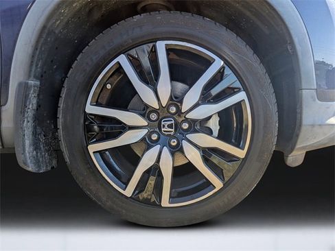 Used 2019 Honda Pilot Touring image 10