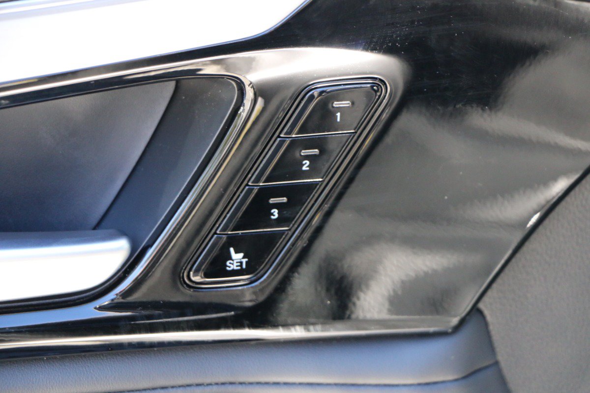 Used 2026 Acura MDX w/ Technology Package FWD image 17