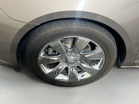 Used 2011 Buick LaCrosse CXL image 13