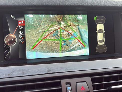 Used 2016 BMW 528i Sedan image 14