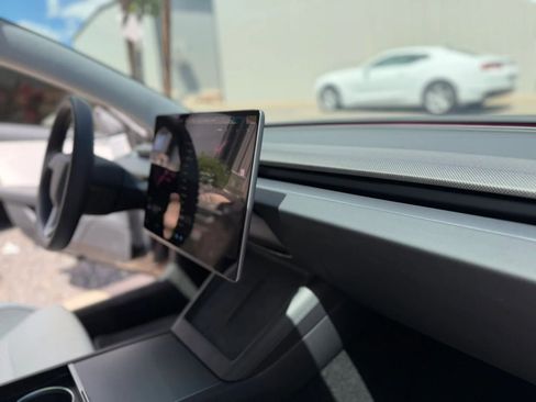 Used 2024 Tesla Model 3 Performance AWD/4WD image 37