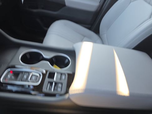 New 2025 Honda Pilot Touring image 27