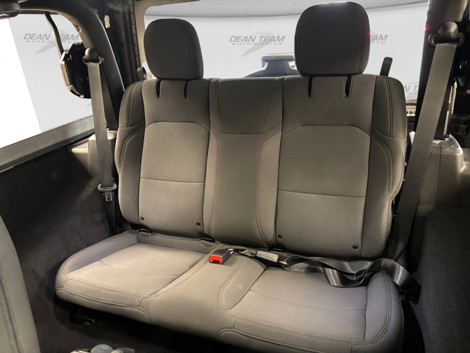 Used 2023 Jeep Wrangler Sport AWD/4WD image 12