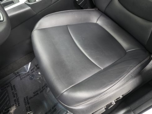 Used 2021 Toyota RAV4 XLE Premium FWD image 12