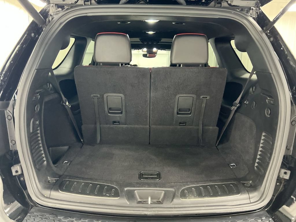 Used 2022 Dodge Durango R/T w/ Tow 'N Go Package AWD/4WD image 26