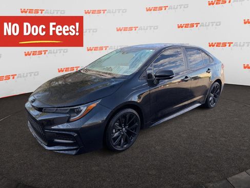 Used 2022 Toyota Corolla SE w/ Carpet Mat Package (TMS) FWD image 1