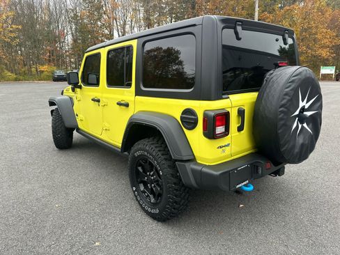 Used 2023 Jeep Wrangler Unlimited w/ Cold Weather Group image 11