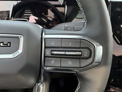 New 2026 GMC Acadia Denali image 15