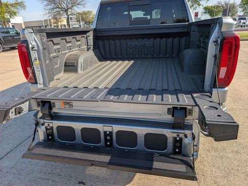 New 2026 GMC Sierra 1500 SLT w/ SLT Premium Plus Package AWD/4WD image 7