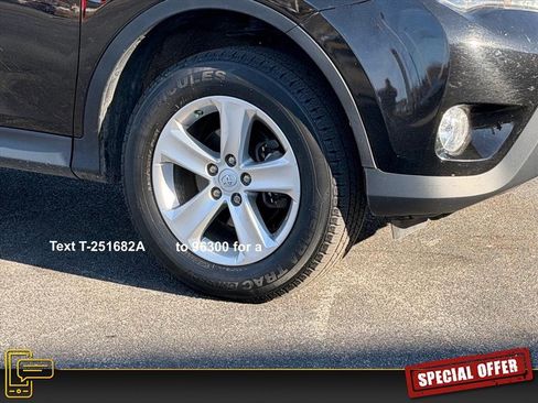 Used 2013 Toyota RAV4 XLE image 27