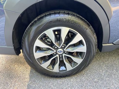 Used 2024 Subaru Outback Touring XT AWD/4WD image 25