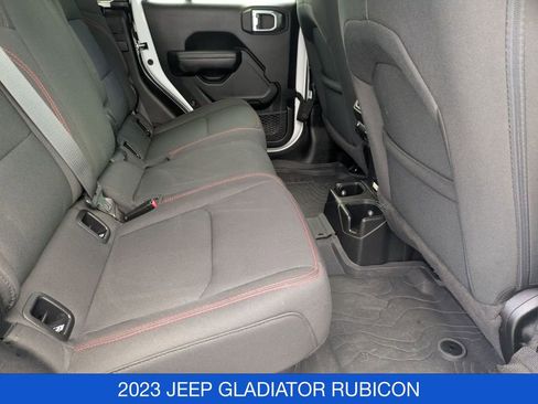 Used 2023 Jeep Gladiator Rubicon image 35