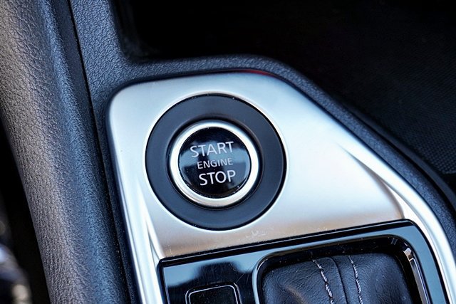 Used 2025 Nissan Sentra SV FWD image 39