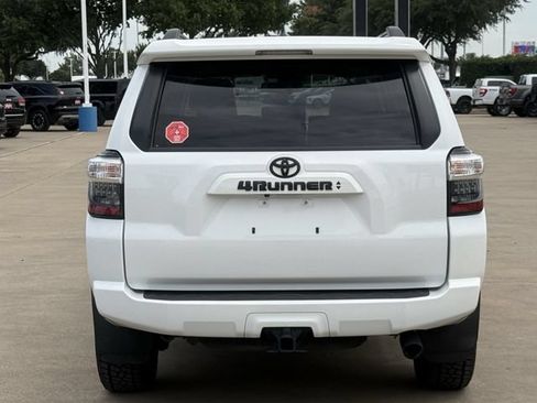 Used 2024 Toyota 4Runner SR5 Premium w/ Moonroof Package RWD image 6