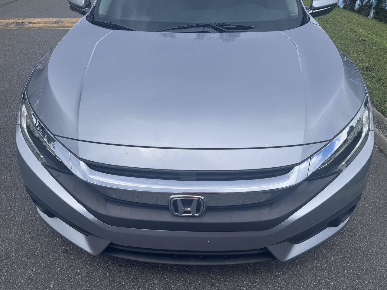 Used 2017 Honda Civic Touring image 28