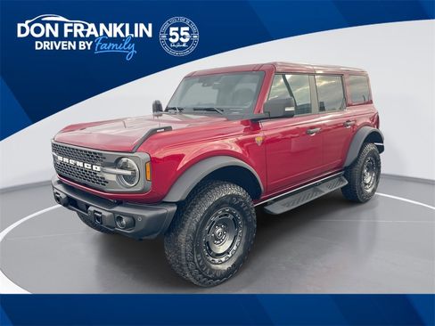New 2025 Ford Bronco Badlands image 1