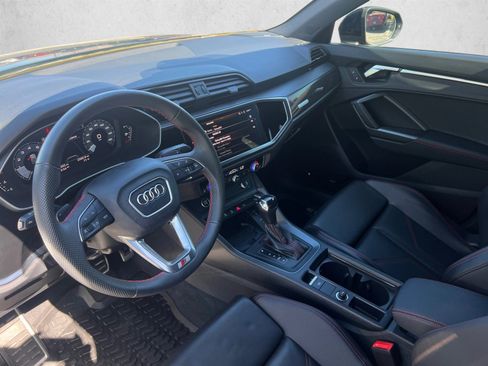 Used 2025 Audi Q3 2.0T Premium Plus w/ Premium Plus Package AWD/4WD image 10