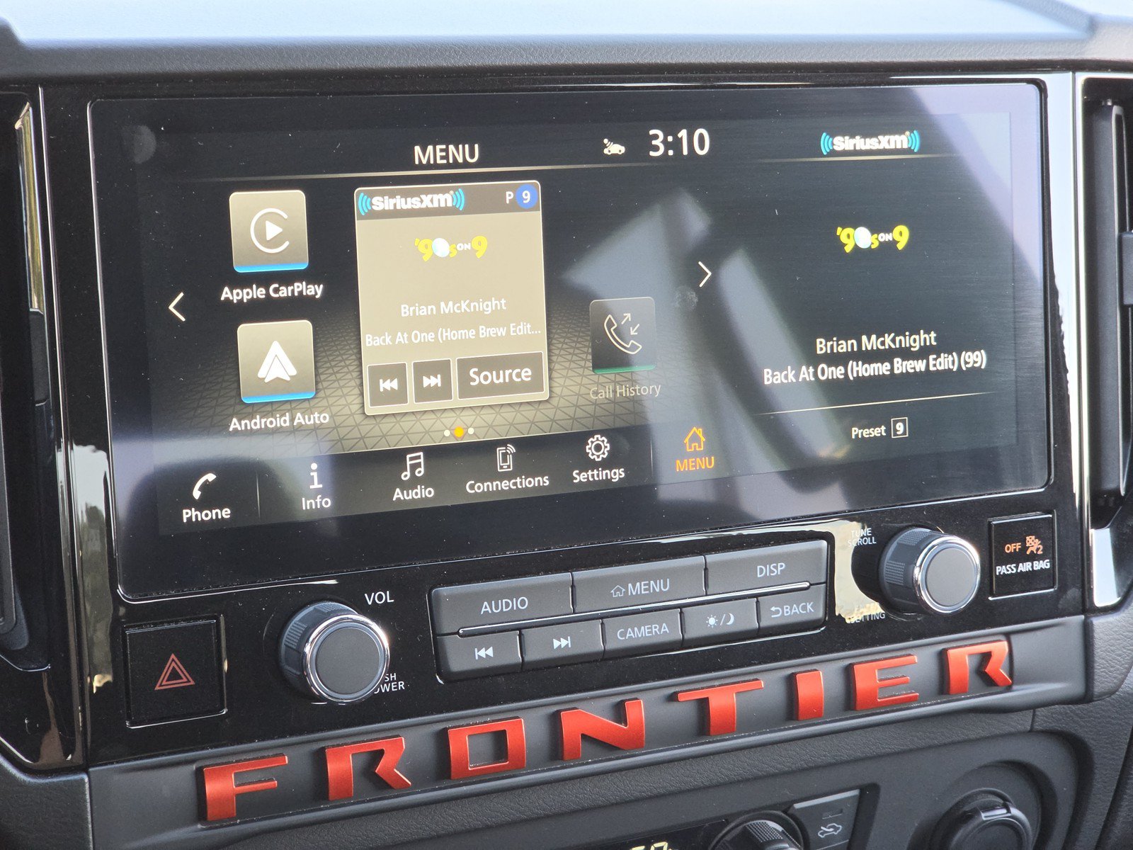 Used 2025 Nissan Frontier PRO-4X w/ Interior Protection Package AWD/4WD image 22
