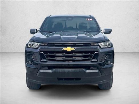 Used 2024 Chevrolet Colorado LT w/ LT Convenience Package RWD image 3