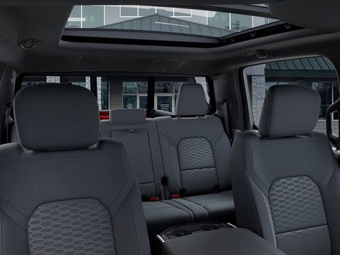 New 2026 RAM 1500 4x4 Crew Cab image 26