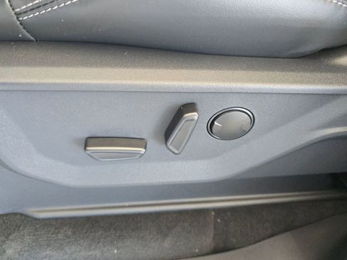 New 2025 Ford Expedition Max Platinum w/ Stealth Performance Package image 10