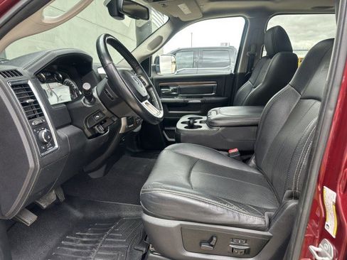 Used 2018 RAM 2500 Laramie w/ Convenience Group AWD/4WD image 11