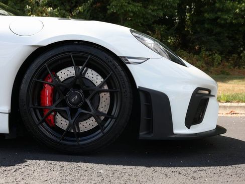 Used 2023 Porsche 718 Cayman GT4 RS image 5