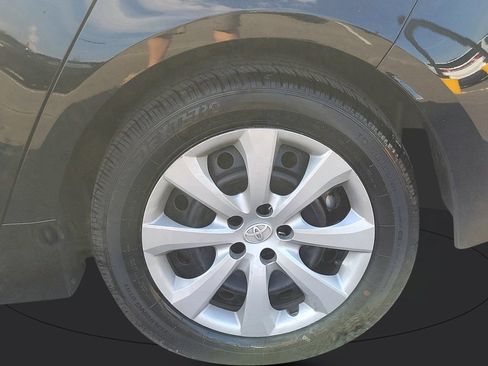 Used 2024 Toyota Corolla LE FWD image 9