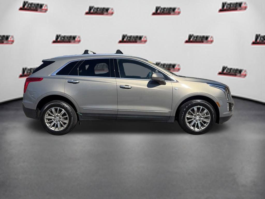 Used 2019 Cadillac XT5 Luxury AWD/4WD image 4
