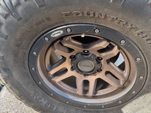 Used 2021 Ford Bronco 4-Door image 11