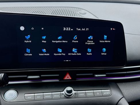 Used 2023 Hyundai Elantra Limited FWD image 11
