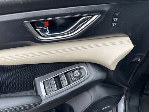 Used 2022 Subaru Ascent Limited w/ Technology Package image 13