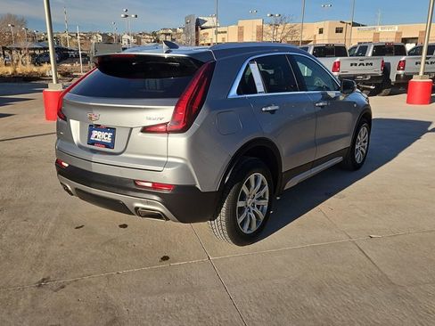 Used 2023 Cadillac XT4 Premium Luxury image 5