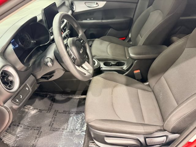 Used 2023 Kia Forte LXS w/ LXS Technology Package FWD image 24