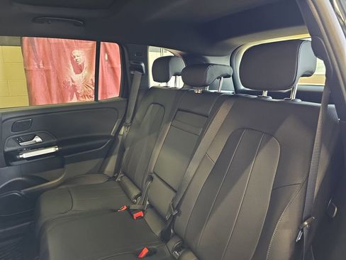 New 2026 Mercedes-Benz GLB 250 image 15