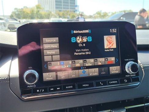 Used 2022 Mitsubishi Outlander SE image 25