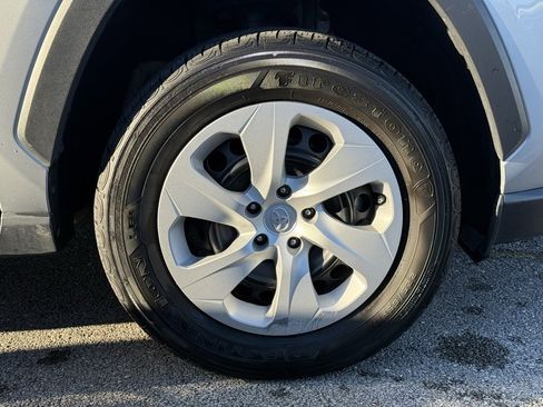 Used 2024 Toyota RAV4 LE image 39