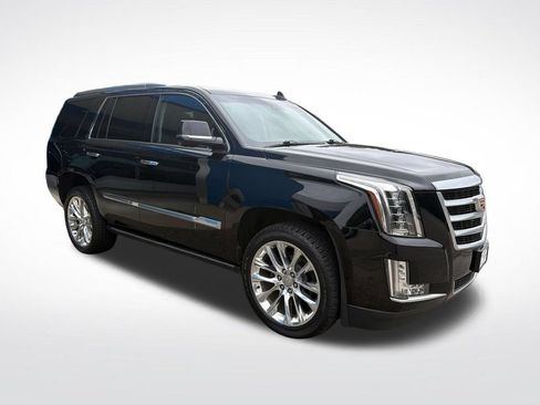 Certified 2019 Cadillac Escalade Premium Luxury AWD/4WD image 7