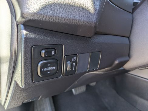 Used 2016 Toyota Corolla S image 19