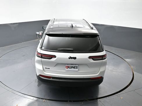 New 2025 Jeep Grand Cherokee L Limited w/ Trailer Tow Package image 45