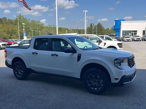 New 2026 Ford Maverick XLT FWD image 10