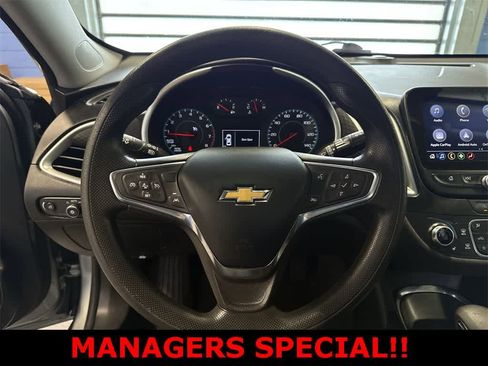 Used 2024 Chevrolet Malibu LT image 18