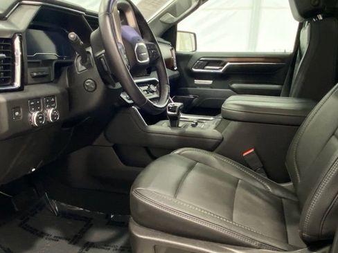 Used 2024 GMC Sierra 1500 Denali image 11