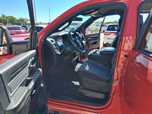 Used 2024 RAM 2500 Big Horn w/ Bed Utility Group AWD/4WD image 15