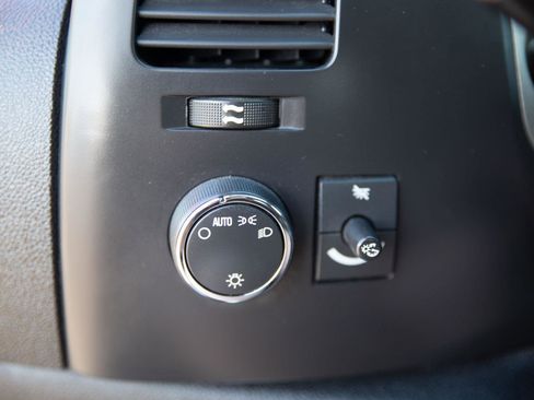 Used 2007 Chevrolet Silverado 1500 LT w/ Towing Package image 15