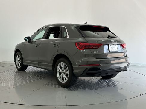 Used 2023 Audi Q3 2.0T Premium w/ Convenience Package AWD/4WD image 3