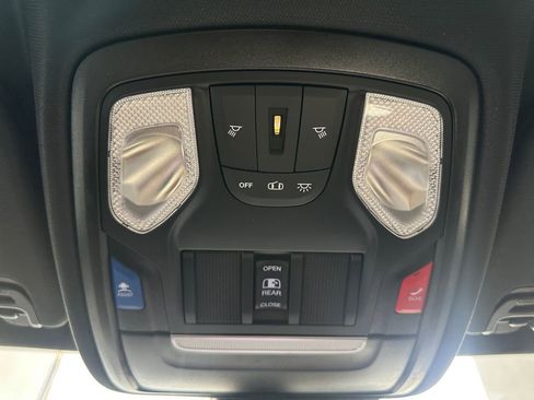 New 2026 RAM 1500 2WD Crew Cab image 7