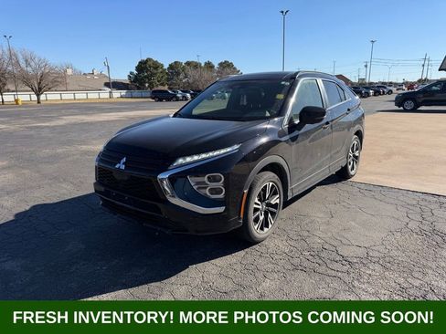 Used 2024 Mitsubishi Eclipse Cross SEL image 3